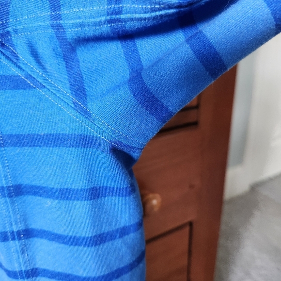 Vineyard Vines Blue Striped Performance Quarter-Zip Pullover - Sz L - Picture 4 of 8